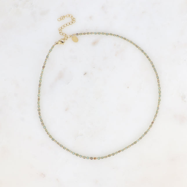 Collier sur câble - pierres naturelles cubiques