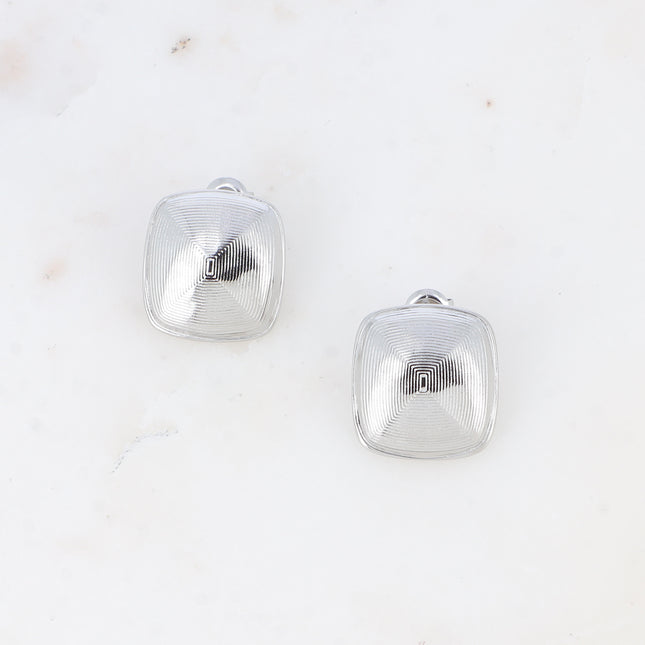 Chip earrings - domed square with graphic lines