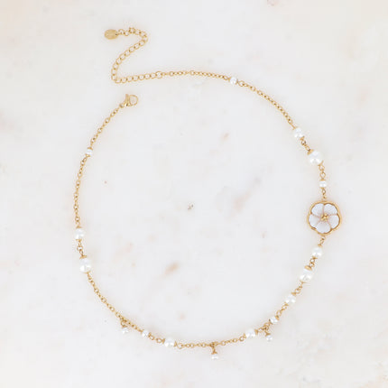 Collier - perles de résine blanche et fleur nacrée plate 17mm