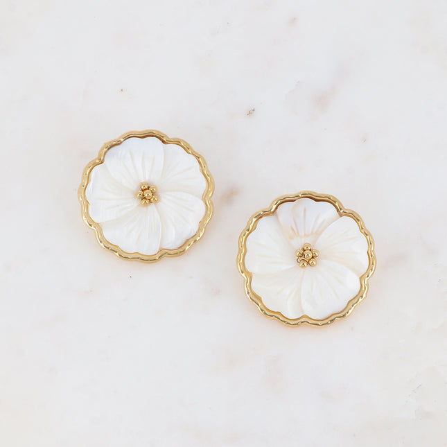 Boucles puces Eulalie - grande fleur nacrée plate 43mm