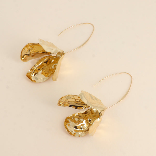 Boucles pendantes - long crochet et pièce style feuillage suspendu