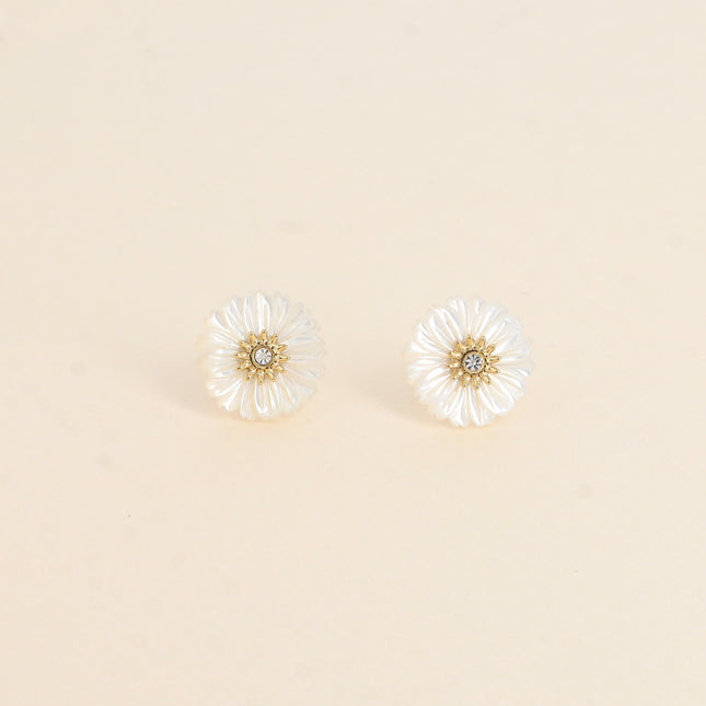 Boucles puces - fleur marguerite nacrée avec oxyde de zirconium 15mm