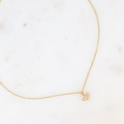 Collier - maille forçat alternée plate, pendentif petite abeille