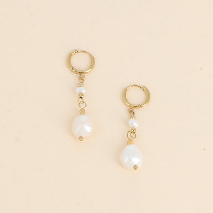 Creole earrings - drop chain with freshwater pearls