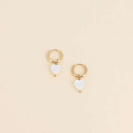 Mini créoles - coeur nacré blanc