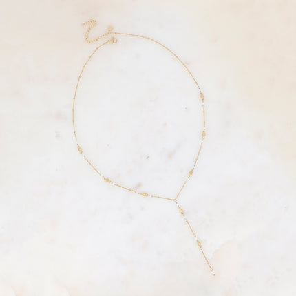 Collier Y - pièces rondes avec étoiles gravées et perles d'eau douce