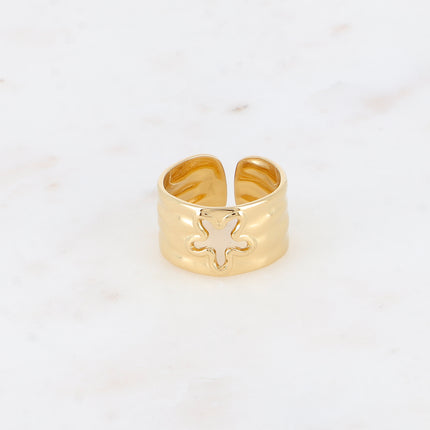 Bague - anneau martelé avec fleur ajourée