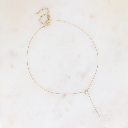 Collier Y Maja - cristal et chaîne pendante avec perle d'eau douce