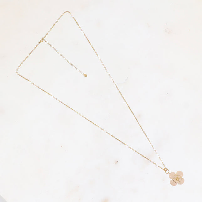 Sautoir - pendentif fleur en émail