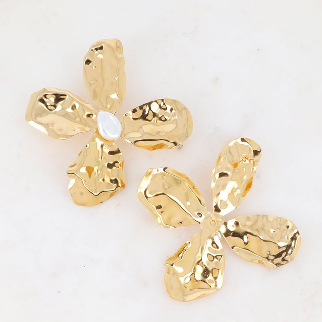 Boucles puces XL - pièce en forme de fleur avec perle de résine