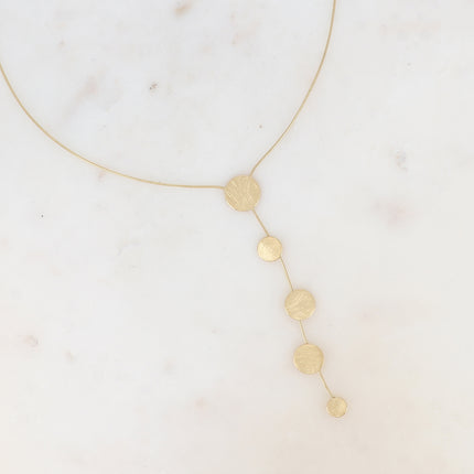 Collier Y - pastilles rondes effet brossées