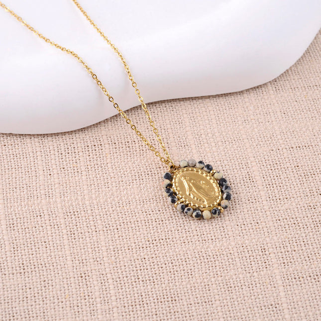 Collier - médaillon ovale la Madone et pierres naturelles
