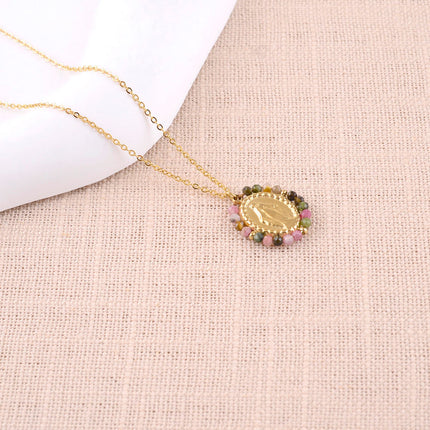 Collier - médaillon ovale la Madone et pierres naturelles
