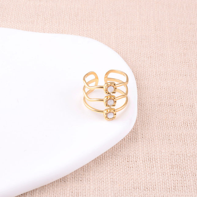 Wide ring - 3 wavy rows and natural stones