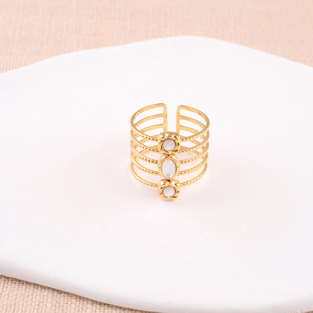 Laly wide ring - 5 hammered rows and natural stones