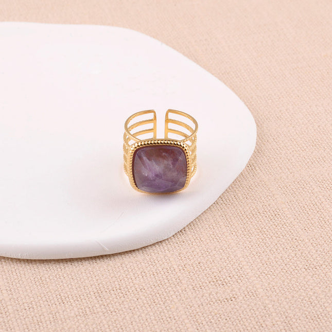Wide ring - 5 hammered rows and square natural stone
