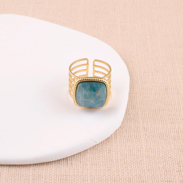 Wide ring - 5 hammered rows and square natural stone