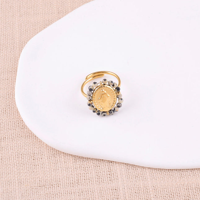 Thin ring - oval piece of the Madonna and natural stones