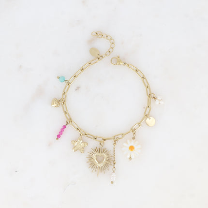 Bracelet Hermia - pierres naturelles, pendentif coeur scintillant ajouré, perles d'eau douce, fleurs