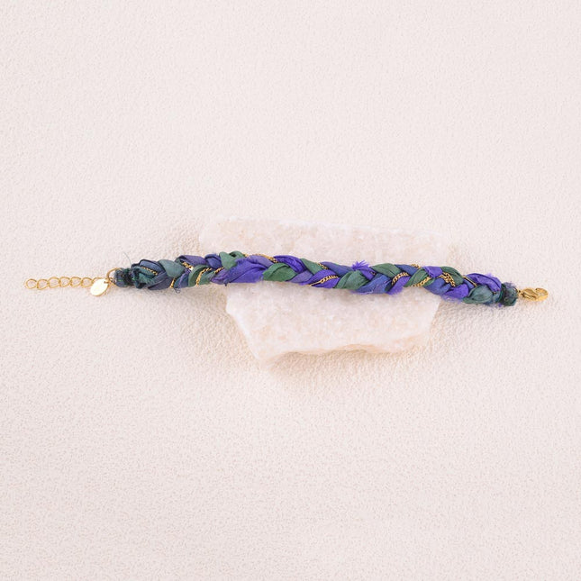Bracelet sur tissu - tressage avec chaîne