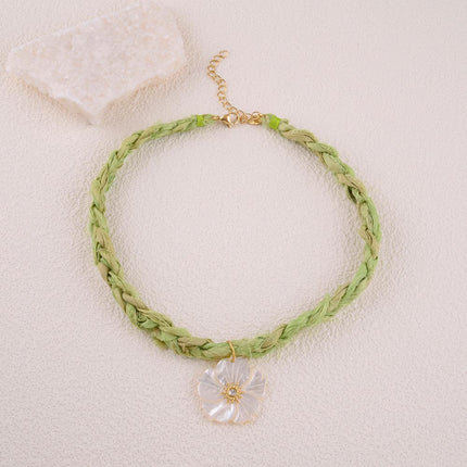 Collier en tissu tressé - fleur en pierre naturelle avec cristal