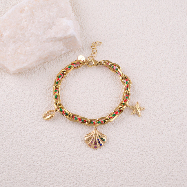 Bracelet Falia - chaîne et cordon tressé, 3 pampilles (cauri, coquillage avec oxydes de zirconium et étoile de mer)