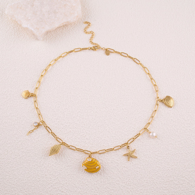 Collier - pampilles (cristal, perles d'eau douce, étoile de mer, coquillage émaillé et coquillages)