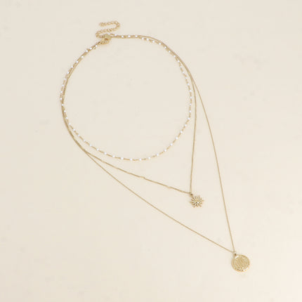 Collier Callia - soleil - 3 rangs, maille émaillée, médaille LOVE et soleil