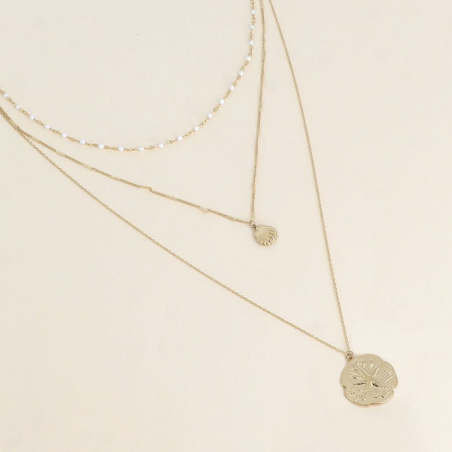 Necklace - 3 strands, enameled chain, seashell and starfish
