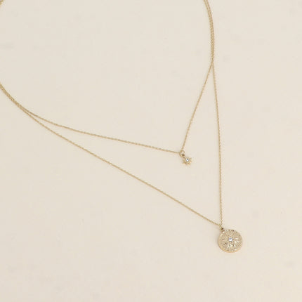 Collier - 2 rangs, pendentifs étoile du Nord avec oxydes de zirconium et médaillon avec étoile martelée