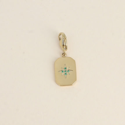 Charm - plaquette avec étoile en oxydes de zirconium