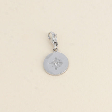 Charm Aloisia - médaillon avec étoile gravée et oxyde de zirconium