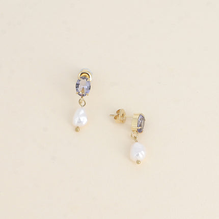 Boucles pendantes - cristal ovale et perles d'eau douce