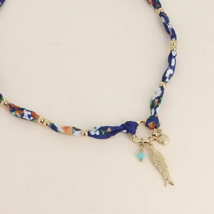 Collier Kiwana - tissu avec fermoir bouée, pendentifs coquillage, poisson et perle taillée