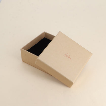 Petite boîte Bohm avec mousse noire