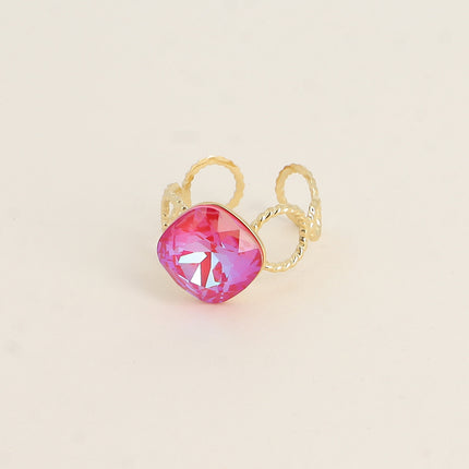 Bague Dasia - anneau aux cercles striés et orné de cristaux Swarovski®