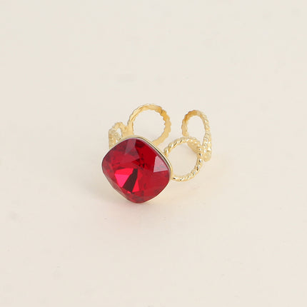 Bague Dasia - anneau aux cercles striés et orné de cristaux Swarovski®