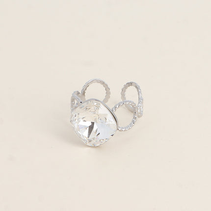 Bague Dasia - anneau aux cercles striés et orné de cristaux Swarovski®