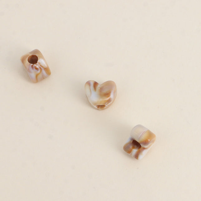 Perle de coeur en résine à enfiler, 10 pièces