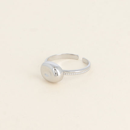 Bague - petite pastille bombée et incurvée