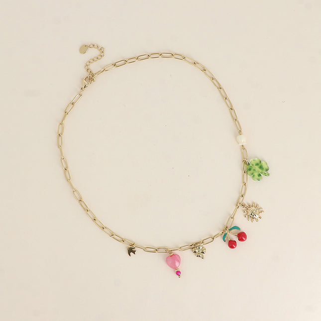 Collier Azura - trèfles, soleil, cerise en émail, perle coeur