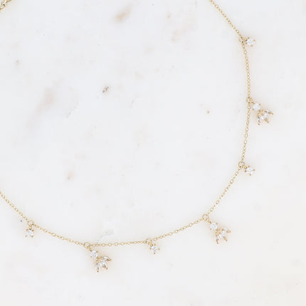 Collier Katarina - petites breloques en motif feuillage en oxydes de zirconium