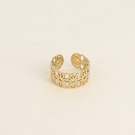 Bague - motifs floraux ajourés