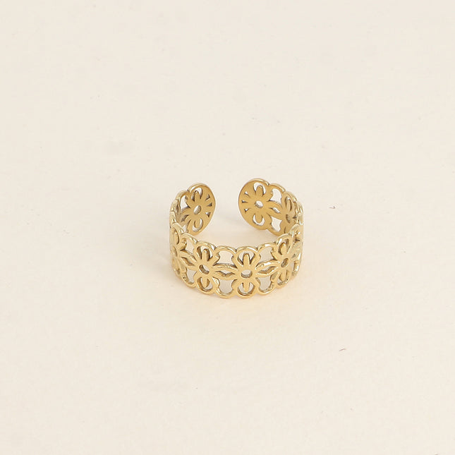 Bague - motifs floraux ajourés