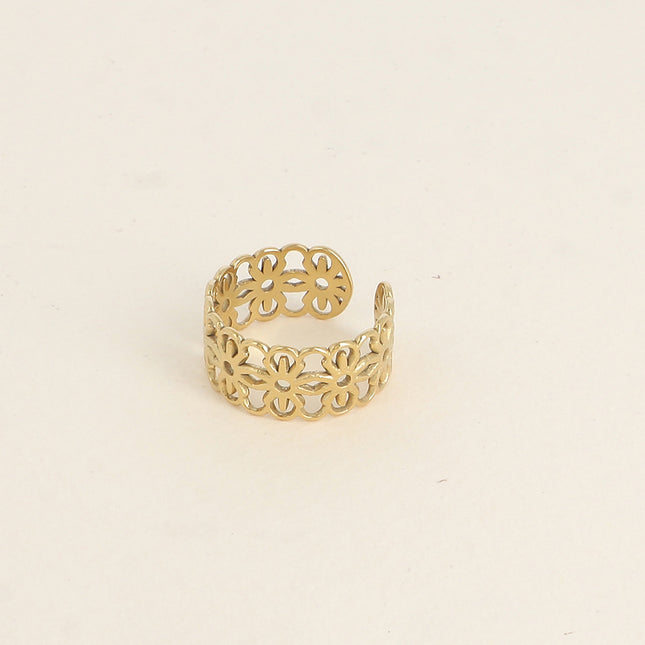 Bague - motifs floraux ajourés
