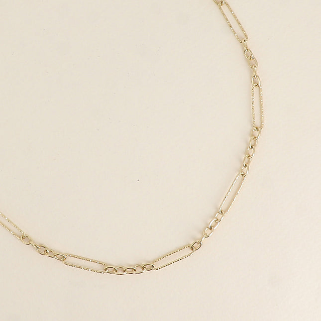 Collier - maillons ovales dentelés et petits maillons ovales