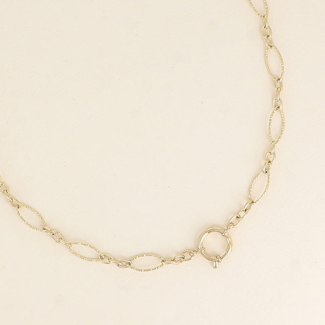 Collier - fermoir bouée, maillons alternés ovales dentelés, 3 petits maillons ovales