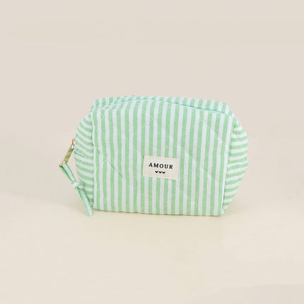 Trousse - AMOUR et 3 coeurs - 15 x 10 x 8 cm