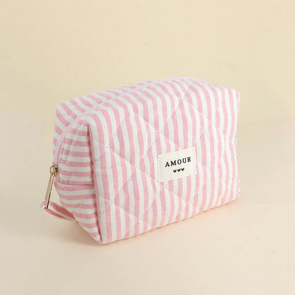 Trousse - AMOUR et 3 coeurs - 15 x 10 x 8 cm
