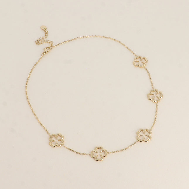 Collier - trèfles ajourés